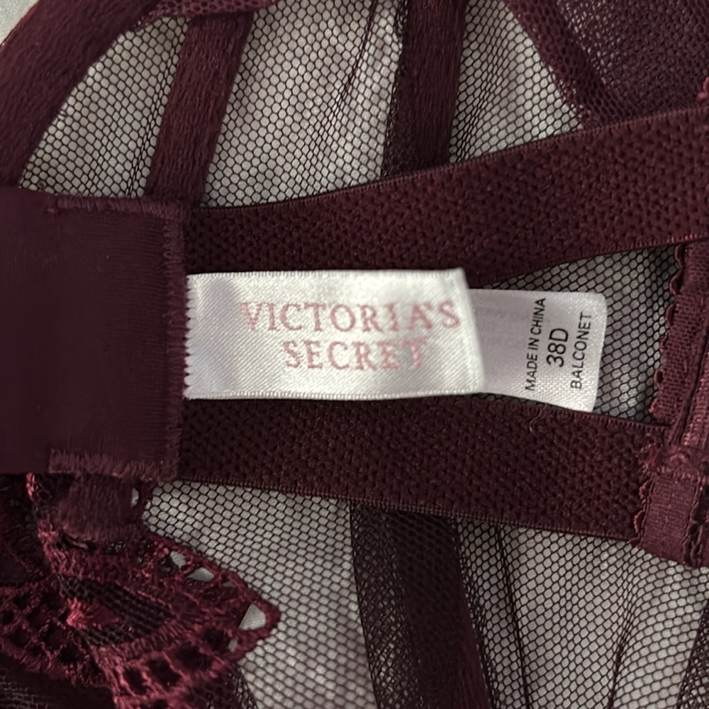 Victoria's Secret Very Sexy Balconet Lace Bra NWOT - Picture 6 of 8